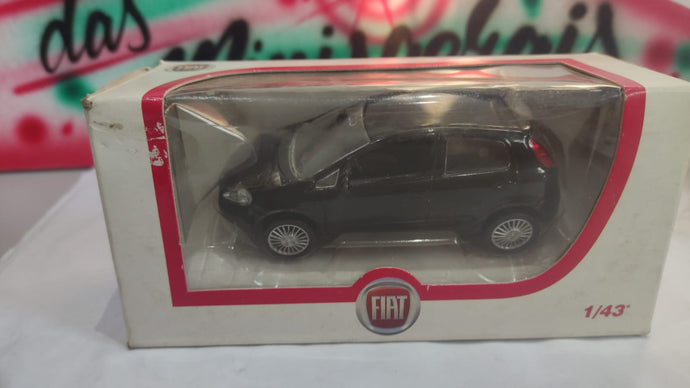 Fiat Punto 1:43 - Oficial FIAT - Na caixa