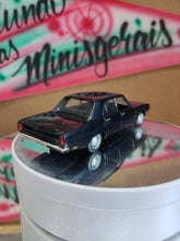 Carregar imagem no visualizador da galeria, Dodge Dart Customizado