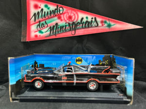 1966 TV Series Batmobile Batmóvel 1:18