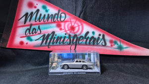 ASTON MARTIN DB5•James Bond 007 -  GOLDFINGER ED 25 Com cenário