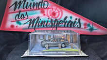 Carregar imagem no visualizador da galeria, Alfa Romeo GTV6 -James Bond 007 - Octopussy