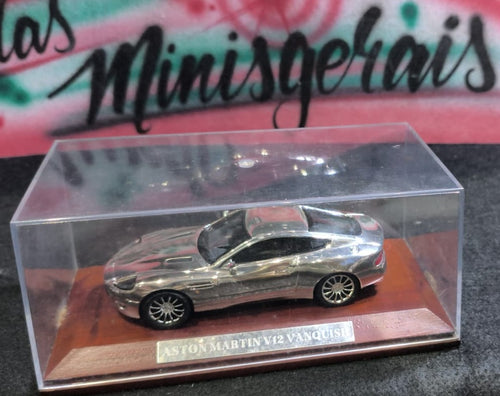 Aston Martin V12 Vanquish- Ed especial Prata -James Bond 007 - a ÚNICA à Venda no Brasil