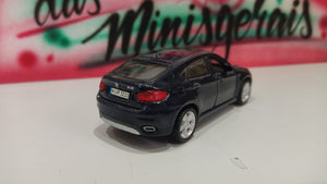 BMW X6 - Fora da embalagem