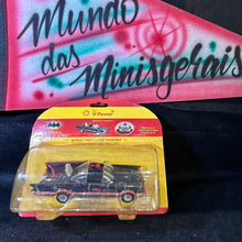 Carregar imagem no visualizador da galeria, Batman 1960´S Classic Batmobile Shell 12,5 cm - Batmóvel