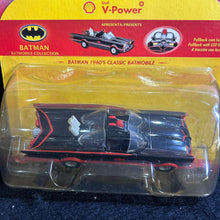 Carregar imagem no visualizador da galeria, Batman 1960´S Classic Batmobile Shell 12,5 cm - Batmóvel
