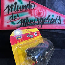 Carregar imagem no visualizador da galeria, Batman Returns Batmobile Shell 13 cm - Batmóvel