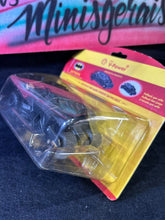 Carregar imagem no visualizador da galeria, Batman The kark Knight Batmobile Shell 11,5 cm - Batmóvel