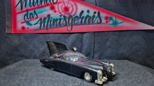Load image into Gallery viewer, Batmobile Batmóvel 1950 - 1:18 Detective Comics Loose