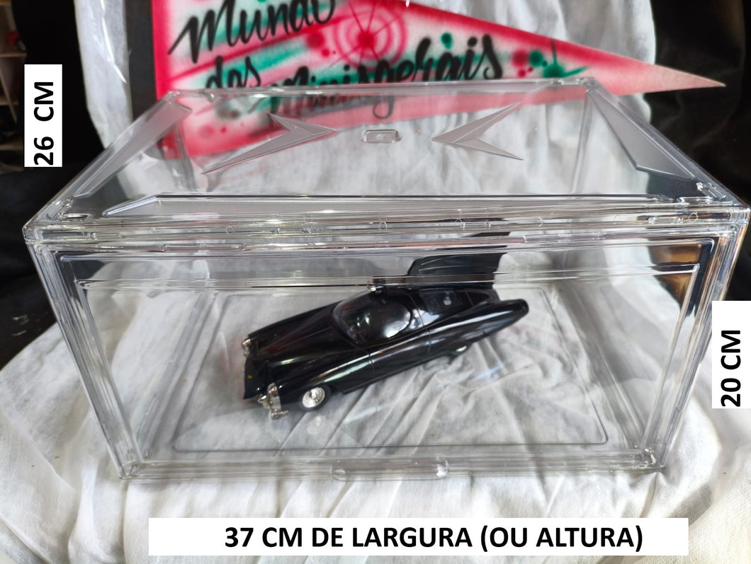 Caixa de acrílico - Display - Expositor - Miniaturas ou esculturas - 37 X 20 X 26 CM