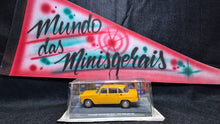 Carregar imagem no visualizador da galeria, CHECKER MARATHON TAXI•James Bond 007 -  LIVE AND LET DIE