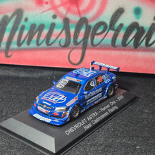 Carregar imagem no visualizador da galeria, Chevrolet Astra - Hoover Orsi - 2005 Nasr Castroneves Racing- Stock Car - Frete grátis Sul e Sudeste