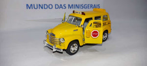 GM Chevrolet Suburban 1950 Escolar - Fora da embalagem