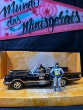 Carregar imagem no visualizador da galeria, Classic TV series Batmobile &amp; Batman - Batmóvel