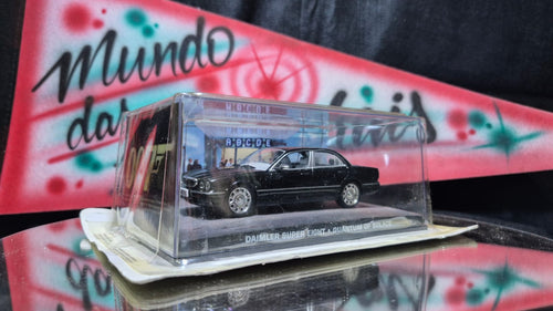 Daimler Super Eight .James Bond 007 -  Quantum of Solace