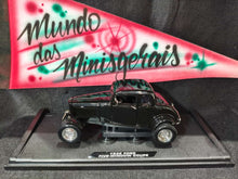 Load image into Gallery viewer, FORD Five Window Coupe 1932 - Motor Max - 1/18 na base  SEM CAIXA -  FRETE GRÁTIS Sul e Sudeste