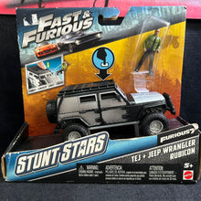 Carregar imagem no visualizador da galeria, Fast &amp; Furious Stunt Stars Tej + Jeep Wrangler Rubicon - Mattel
