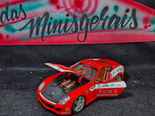 Carregar imagem no visualizador da galeria, Ferrari 599 GTB Fiorano Assembly Line 1/24