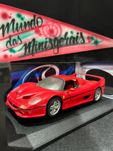 Carregar imagem no visualizador da galeria, Ferrari F50 1997 1:18 Leves defeitos