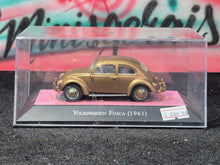 Carregar imagem no visualizador da galeria, Fusca (1961) Customizado  - CX Acrílico - CIB