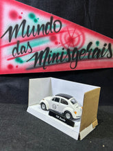 Carregar imagem no visualizador da galeria, VW Volkswagen Fusca Herbie Cararama VW Beetle 1/43