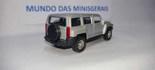 Load image into Gallery viewer, GM Chevrolet Hummer H3 - Fora da embalagem