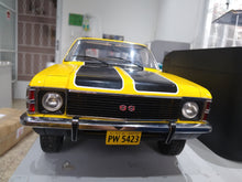 Load image into Gallery viewer, Opala ss 1:8 - 60 cm - SALVAT - 100 EDIÇÕES PARA MONTAR