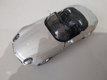 Load image into Gallery viewer, BMW z8 roadster Prata - Lacrada
