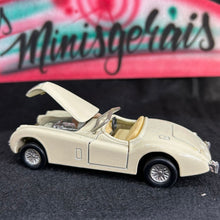 Cargar imagen en el visor de la galería, Jaguar xk 120 Bege - 12,5 cm
