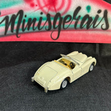 Cargar imagen en el visor de la galería, Jaguar xk 120 Bege - 12,5 cm