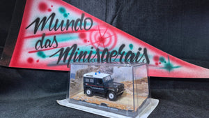 LAND ROVER DEFENDER •James Bond 007 - QUANTUM OF SOLACE ED 65- Frete Grátis Sul e Sudeste