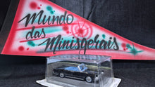 Cargar imagen en el visor de la galería, LINCOLN CONTINENTAL CONVERTIBLE •James Bond 007 -  GOLDFINGER ED 81 - Frete grátis sul e sudeste