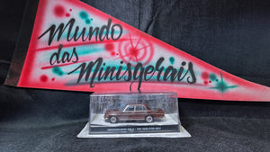 MERCEDES-BENZ 200D •James Bond 007 - FOR YOUR EYES ONLY - Frete grátis sul e Sudeste