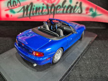Load image into Gallery viewer, Mazda MX-5 - 1/18 na Base -  Fora da embalagem - Frete grátis Sul e Sudeste
