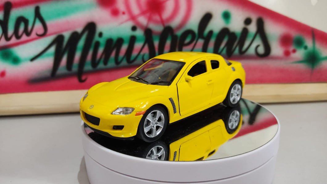 Mazda RX 8 -1/32 -4 portas -   Fora da embalagem