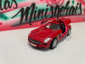 Mercedes Benz SLS AMG Vermelha