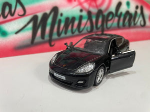 Porsche Panamera Turbo Preta 13 cm