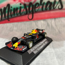 Carregar imagem no visualizador da galeria, Red Bull Racing Honda Rb16b Max Verstappen #33 -2021 - Burago - Fórmula 1 - F1