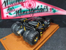 Load image into Gallery viewer, The Dark Knight Batmobile - Hotwheels 1/18 na Base - FRETE GRÁTIS TODO BRASIL