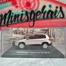 Carregar imagem no visualizador da galeria, VW - Tiguan 2.0 TSI 2010
