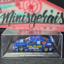 Carregar imagem no visualizador da galeria, Volkswagen Bora - Hoover Orsi 2006 - Nasr Castroneves Racing - Stock Car