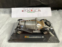 Cargar imagen en el visor de la galería, MERCEDES SSK Escala 1:24 - na base - fora da embalagem - Burago