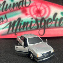 Carregar imagem no visualizador da galeria, MONZA- Coleção do Jornal Super/ Extra Customizado - Prata - Vidros pretos