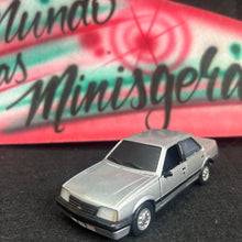 Carregar imagem no visualizador da galeria, MONZA- Coleção do Jornal Super/ Extra Customizado - Prata - Vidros pretos