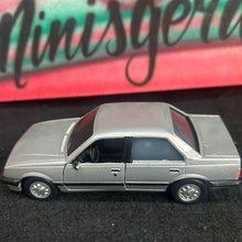 Carregar imagem no visualizador da galeria, MONZA- Coleção do Jornal Super/ Extra Customizado - Prata - Vidros pretos