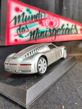 Cargar imagen en el visor de la galería, AUDI SupersportWagen "Rosemeyer" 1/18 - Caixa Desgastada