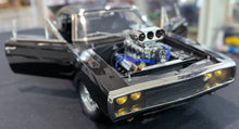 Carregar imagem no visualizador da galeria, Dodge Charger R/T 1:8 -Fast And Furious - Velozes e Furiosos 65 cm - 10 kg - Frete grátis todo Brasil