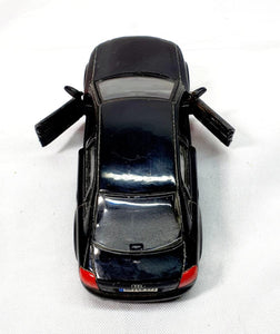 AUDI A4 PRETO - Fora da embalagem