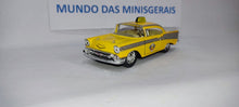 Load image into Gallery viewer, GM Chevrolet Bel Air 1957 TÁXI- Fora da embalagem