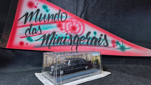 Daimler Limousine -James Bond 007 -  Casino Royale