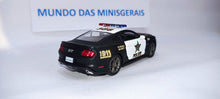 Load image into Gallery viewer, Ford Mustang GT 2015 Polícia - Fora da embalagem